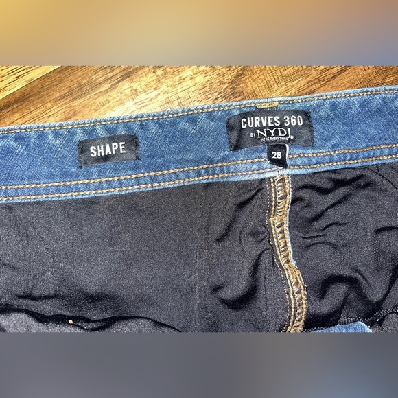 NYDJ Shape Curves 360 Capris Plus Size 28 - Picture 2 of 10
